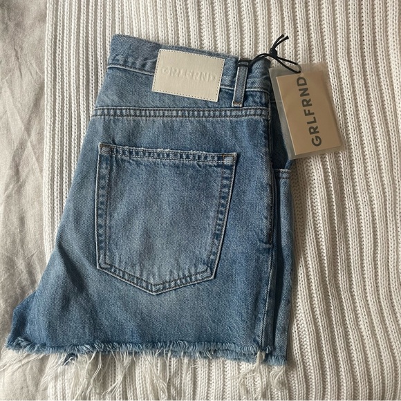 GRLFRND Hayden Low Rise Boyfriend Short - Picture 7 of 7